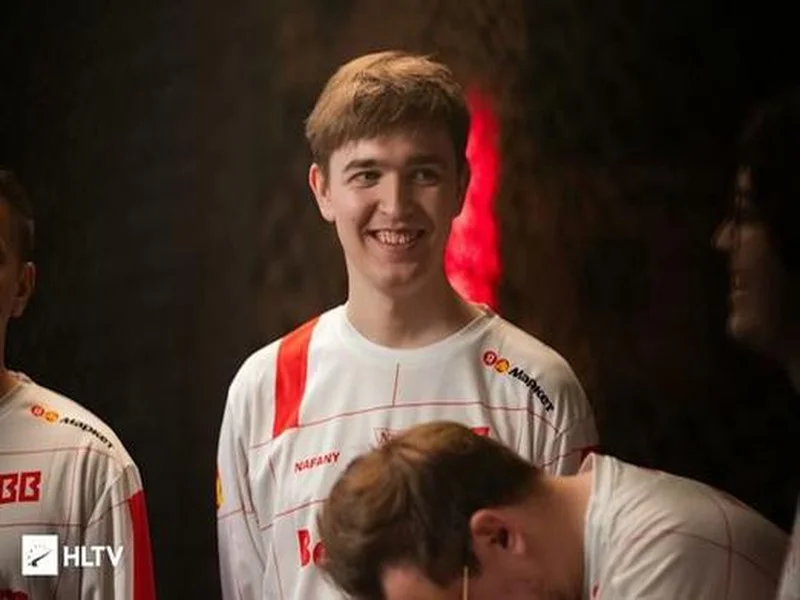 官宣:nafany与AMKAL合同到期,成为自由选手